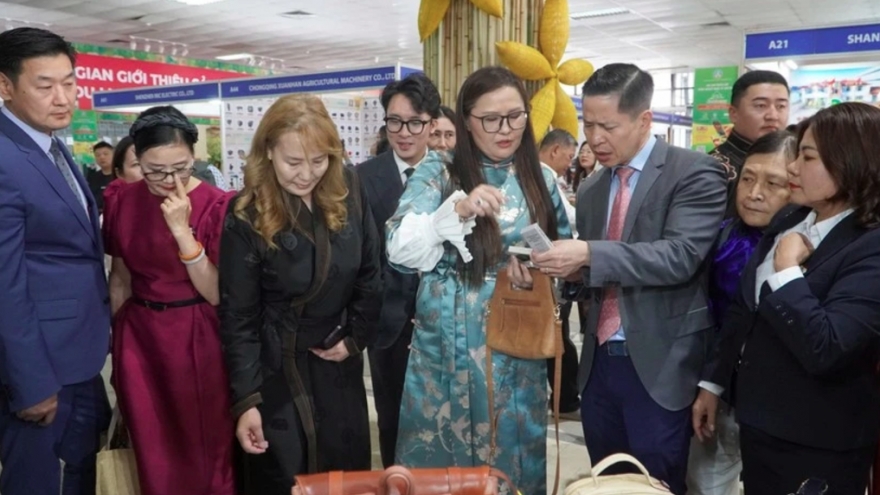 AgroViet 2024 opens in Hanoi